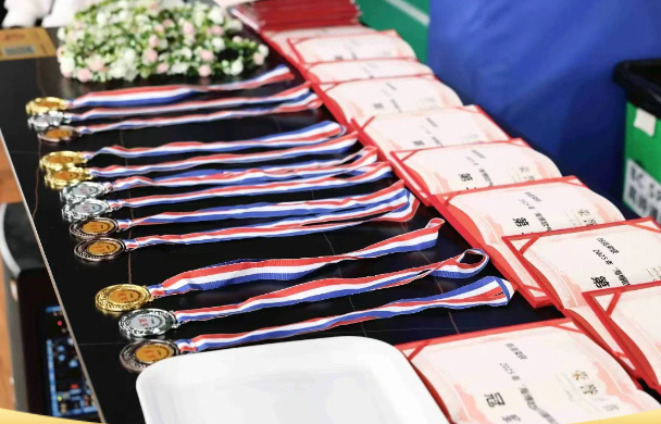<b>羽動賽場，超越無極限 | 2025年海博歐首屆羽毛球爭霸賽</b>